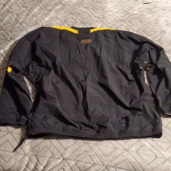Men's Tonix Iowa Hawkeyes Black and Yellow Pullover Jacket 2xl - Picture 8 of 8